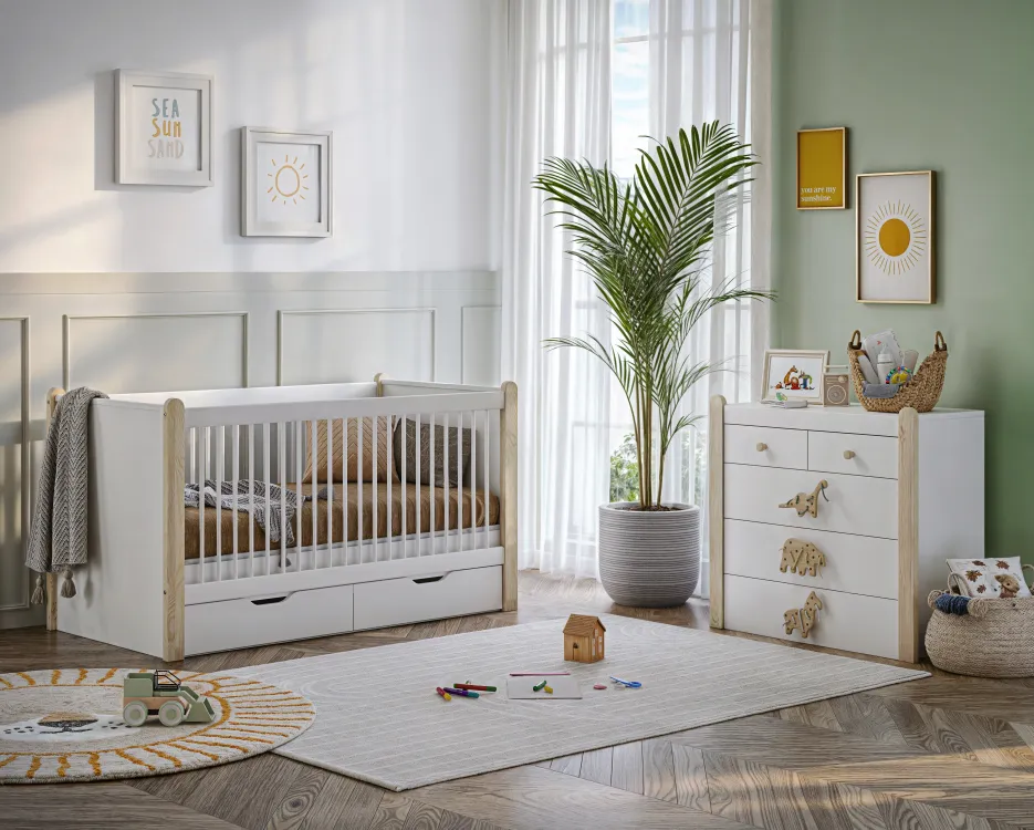 White Montessori Baby Bebek Odası